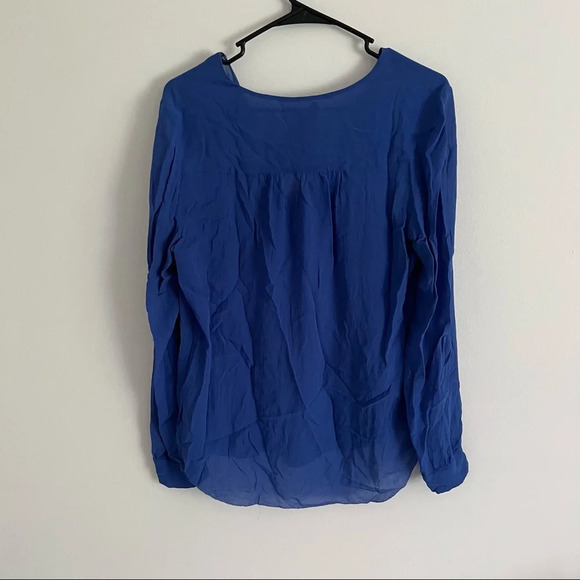 1 🧡 Aritzia Talula Silk Long Sleeve Top - Picture 3 of 3